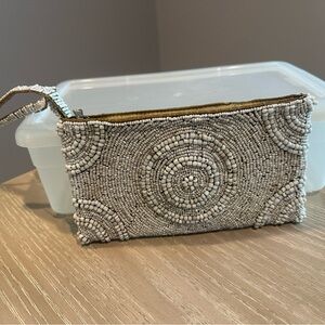 Tommy Bahama Beaded Wristlet in Gray and Cream